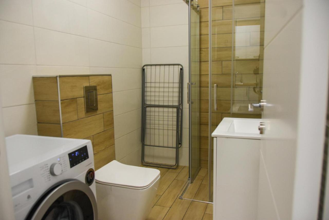 Apartment Barcelona Zemun Belgrade Exterior photo
